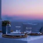 Apartmán The Nine Graces -kora, 80m From Beach, Terrace And Jacuzzi