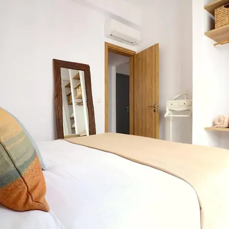 The Nine Graces - -option With Terrace And Jacuzzi Apartment *