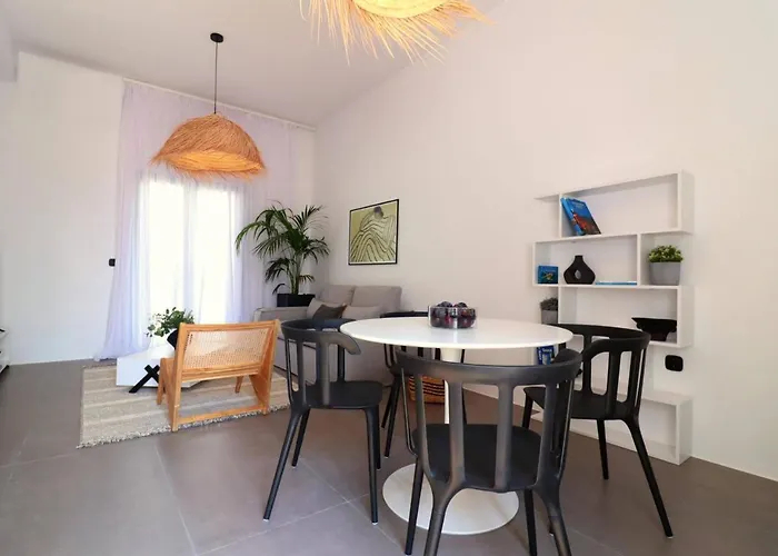 The Nine Graces -kora, 80m From Beach, Terrace And Jacuzzi Daire Agios Prokopios (Naxos)