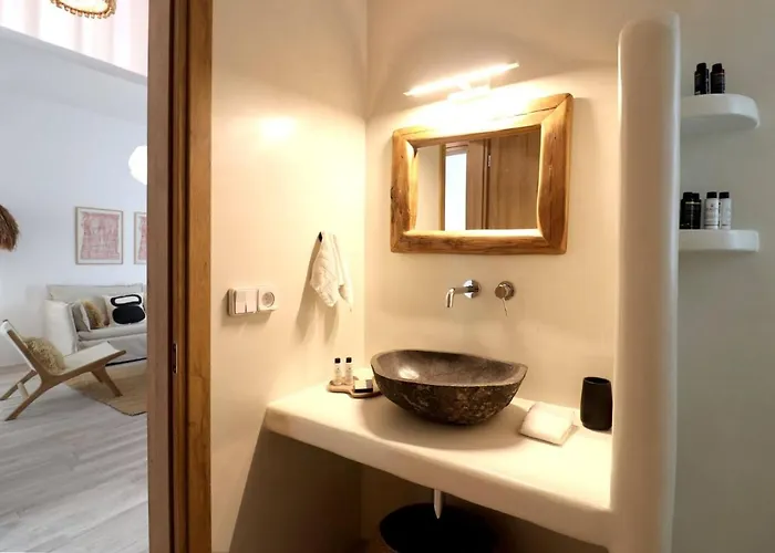 The Nine Graces -kora, 80m From Beach, Terrace And Jacuzzi Apartment *