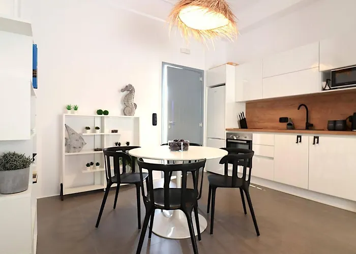 The Nine Graces -kora, 80m From Beach, Terrace And Jacuzzi *