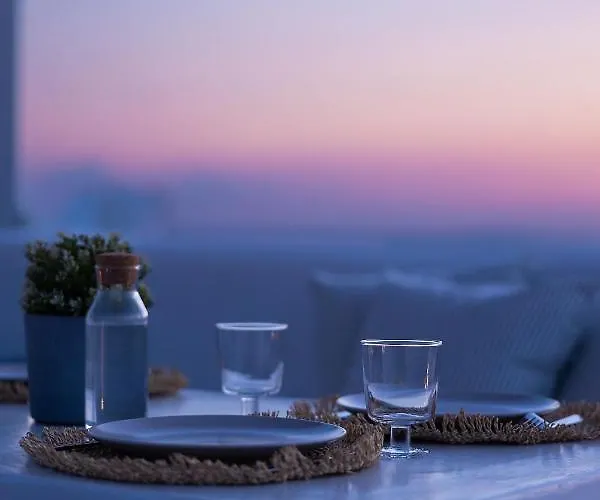 Apartment The Nine Graces -kora, 80m From Beach, Terrace And Jacuzzi